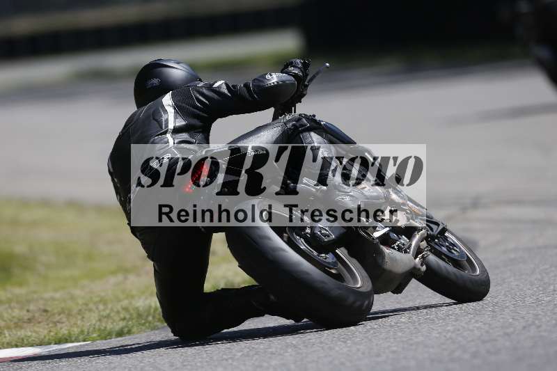 /Archiv-2025/42 07.08.2025 Peter Studer Girls Day ADR/Gruppe blau/backside